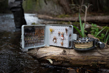 Load image into Gallery viewer, Wynd Bynder Fly Box
